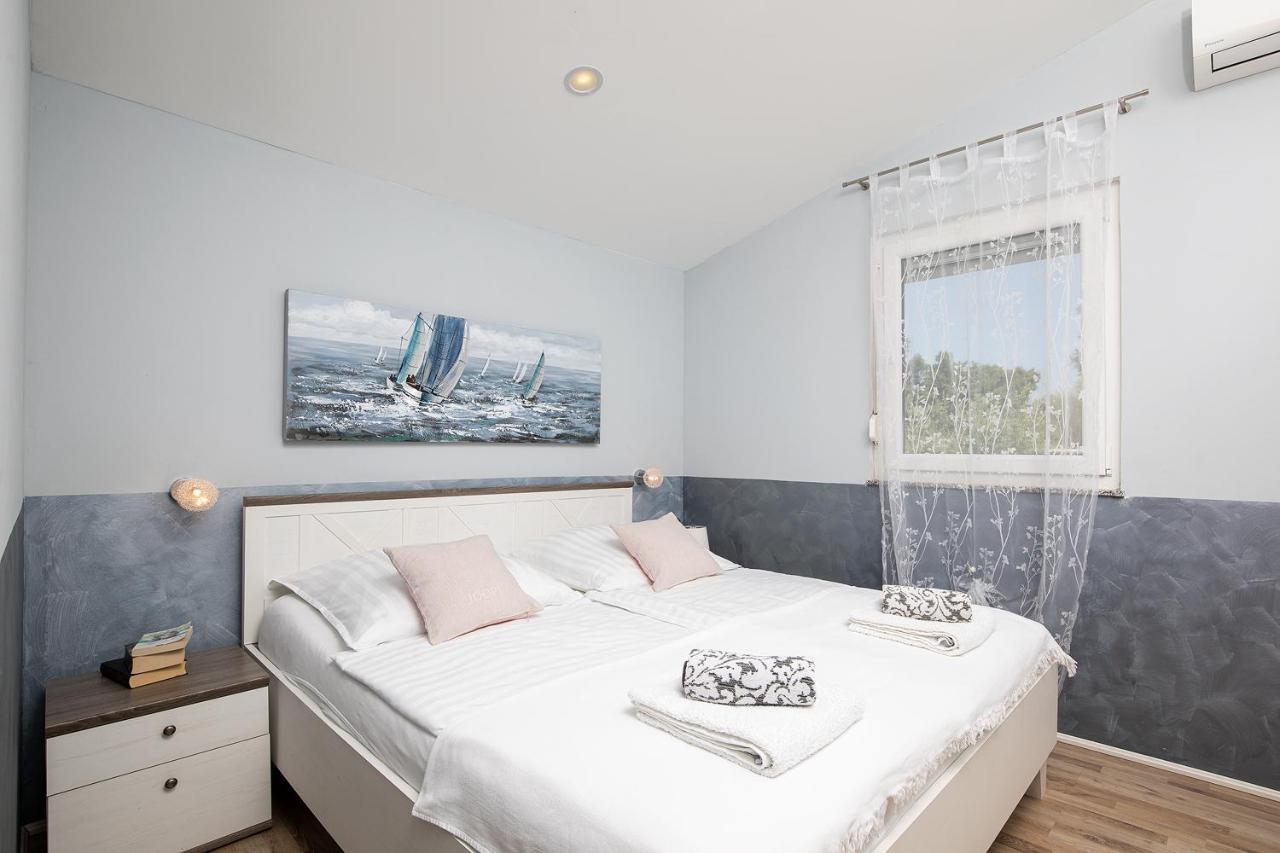 Holiday House Bilos 보드냔 외부 사진
