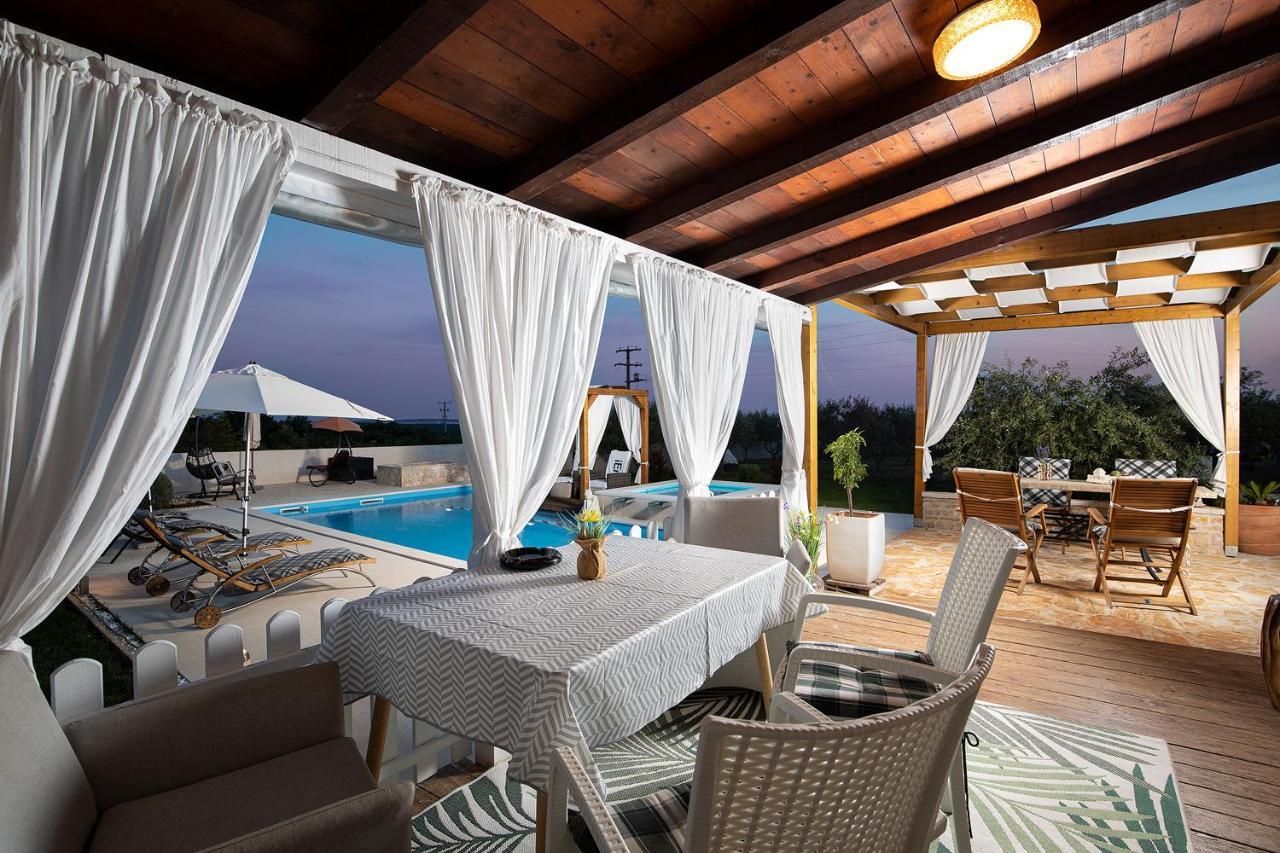Holiday House Bilos 보드냔 외부 사진